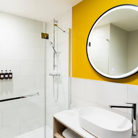 By Marriott Brussels Airport Hotel