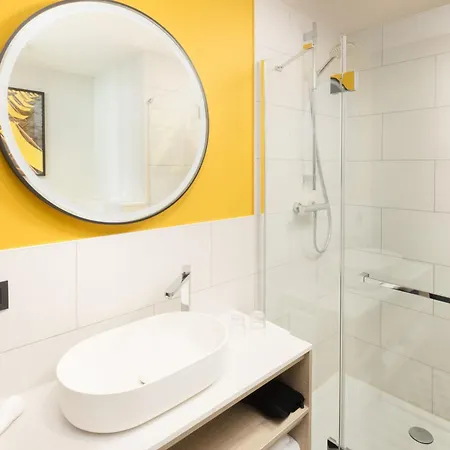 Hotel By Marriott Brussels Airport